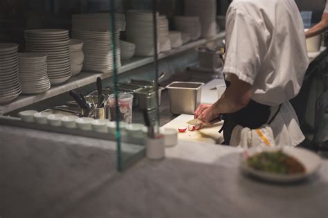 Restaurant workers are quitting in the middle of their shifts