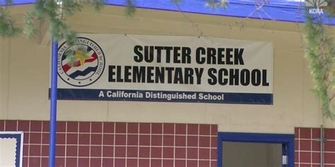 elementary school teacher was beaten