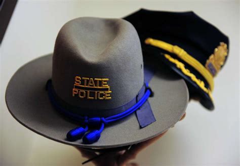 Connecticut State Trooper hat Taliban