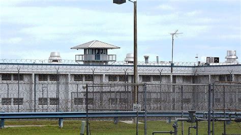 Guards tout white supremacy in Florida's prisons