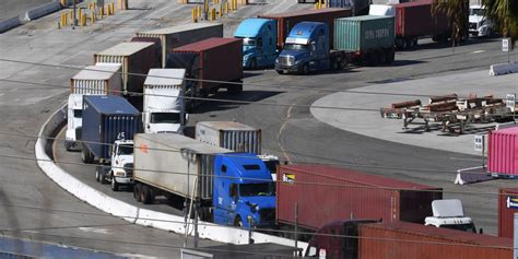 How trucking became the weak link in America’s supply chain