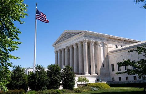 Supreme Court blocks COVID-19 vaccine-or-testing mandate