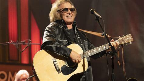 Don McLean, Larry Gatlin, Larry Stewart withdraw their NRA performances after Texas shooting
