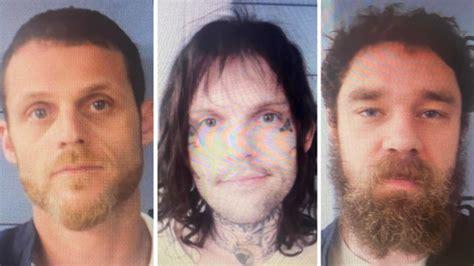 Three Missouri inmates escape from jail after cutting holes in ceiling