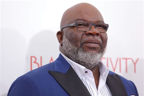 TD Jakes Goes Kevin Samuels On Black Women ‘You’re Mean’ & ’Men Have No Place In Ur Life’