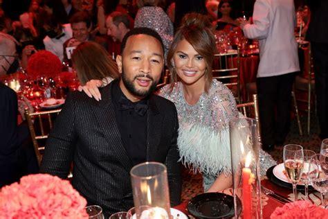 Chrissy Teigen and John Legend expecting a baby