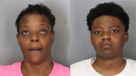 Mom, daughter allegedly drove children around to rob people; gave them guns, police say