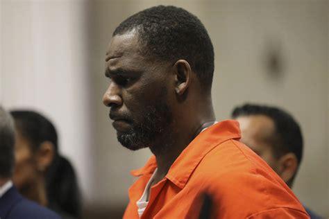 R Kelly Has $28,000 in His Prison-Inmate Account. Prosecutors Want to Seize It