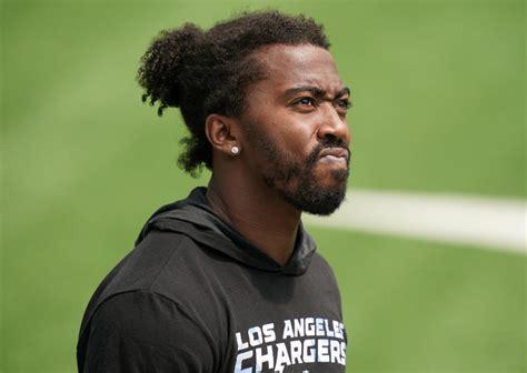 Tyrod Taylor suing Chargers doctor who accidentally punctured his lung before 2020 game