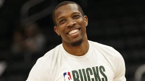 Ex-NBA player Eric Bledsoe arrested for domestic violence hours after signing China contract