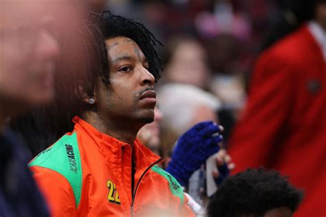 21 Savage Gets Into Heated Argument On Clubhouse 'I Advise You To Shut The Fk Up'