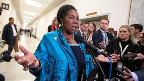 Democrats seek reparations, ‘national apology’ for slavery ‘We are moving closer’