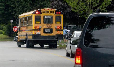 If It’s In Your Heart to Help Someone, Please Do So’ New Jersey Bus Driver Goes Viral for Tutoring Kids to Read Between Routes [Video]