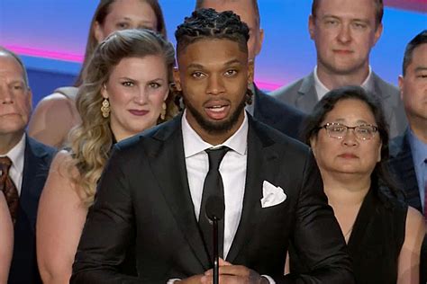 Damar Hamlin Hugs the First Responders Who Saved His Life at NFL Honors: 'The Journey Will Continue'