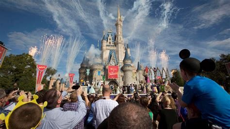 DeSantis signs bill revoking Disney's self-governing power