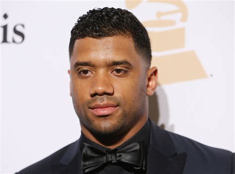 Russell Wilson is the MVP of scamming people with his charity