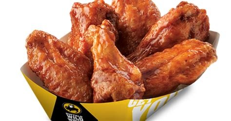 Chicago Man Sues Buffalo Wild Wings for False Advertisement, Says ‘Boneless Wings’ are Just Chicken Nuggets